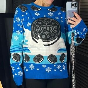 •NWOT/NEW |•SHINESTY•| Super Fun Oreo Milk Dunk Crewneck Sweater Sz Small
